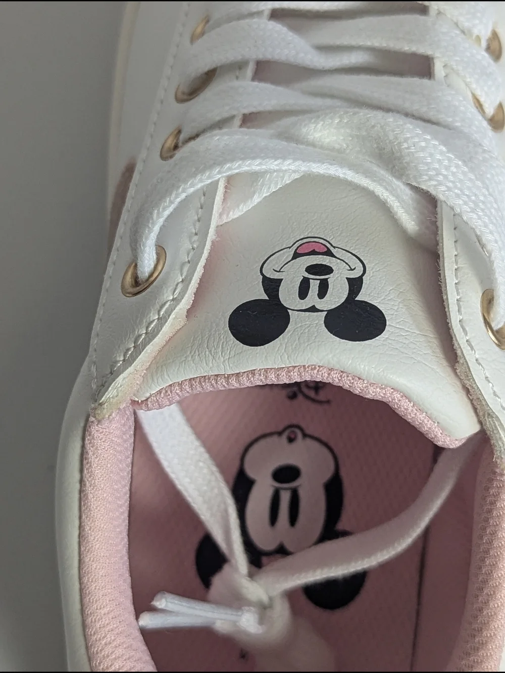 Disney Mickey Mouse Rose Gold Glitter Sneakers Women’s Size 9 | New Without Box